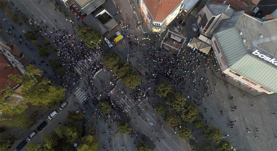 protesti trg banjaluka1.jpg